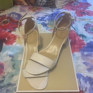 Michael Michael Kors Like New Leather Dress Sandals. Beautiful light cream, 10.